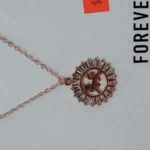 🎁💜5/$10 NWT FOREVER 21 Gold Leo Symbol W/ Cz Necklace